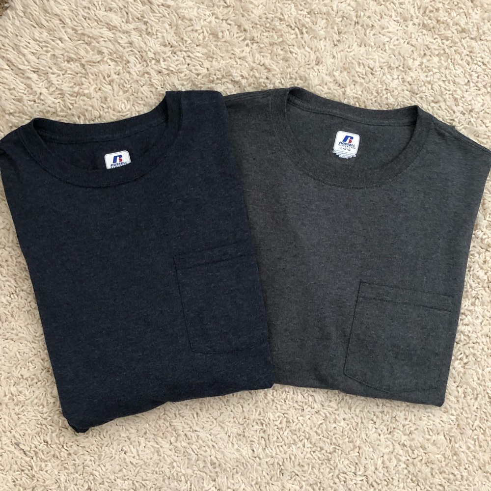 2 RUSSELL Athletic Short Sleeve Pocket Tees